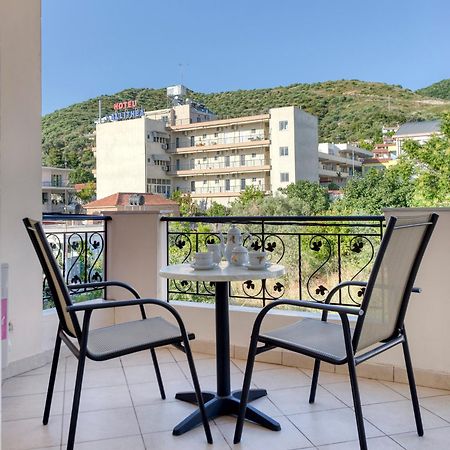 Niovi Luxury Apartments 루트라 에디프수 외부 사진