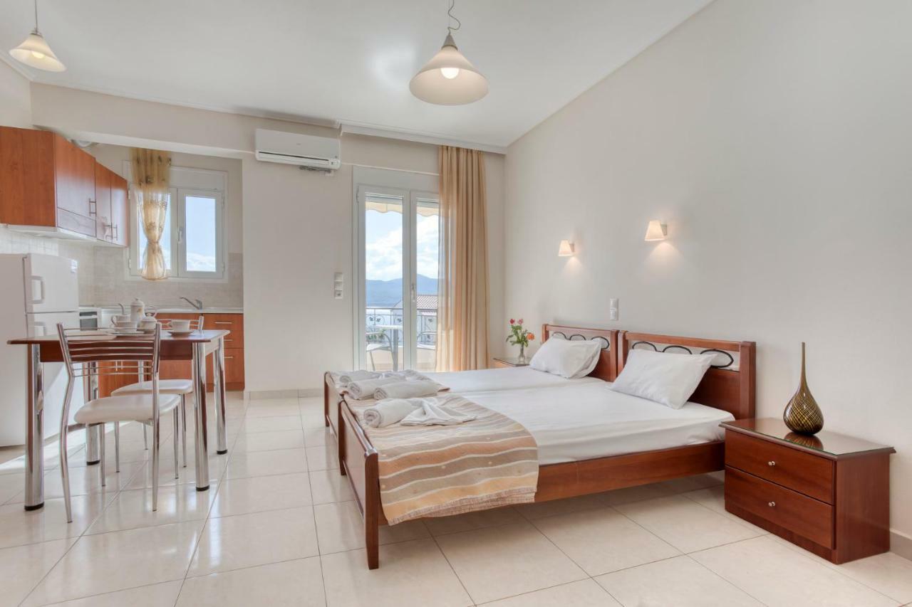 Niovi Luxury Apartments 루트라 에디프수 외부 사진