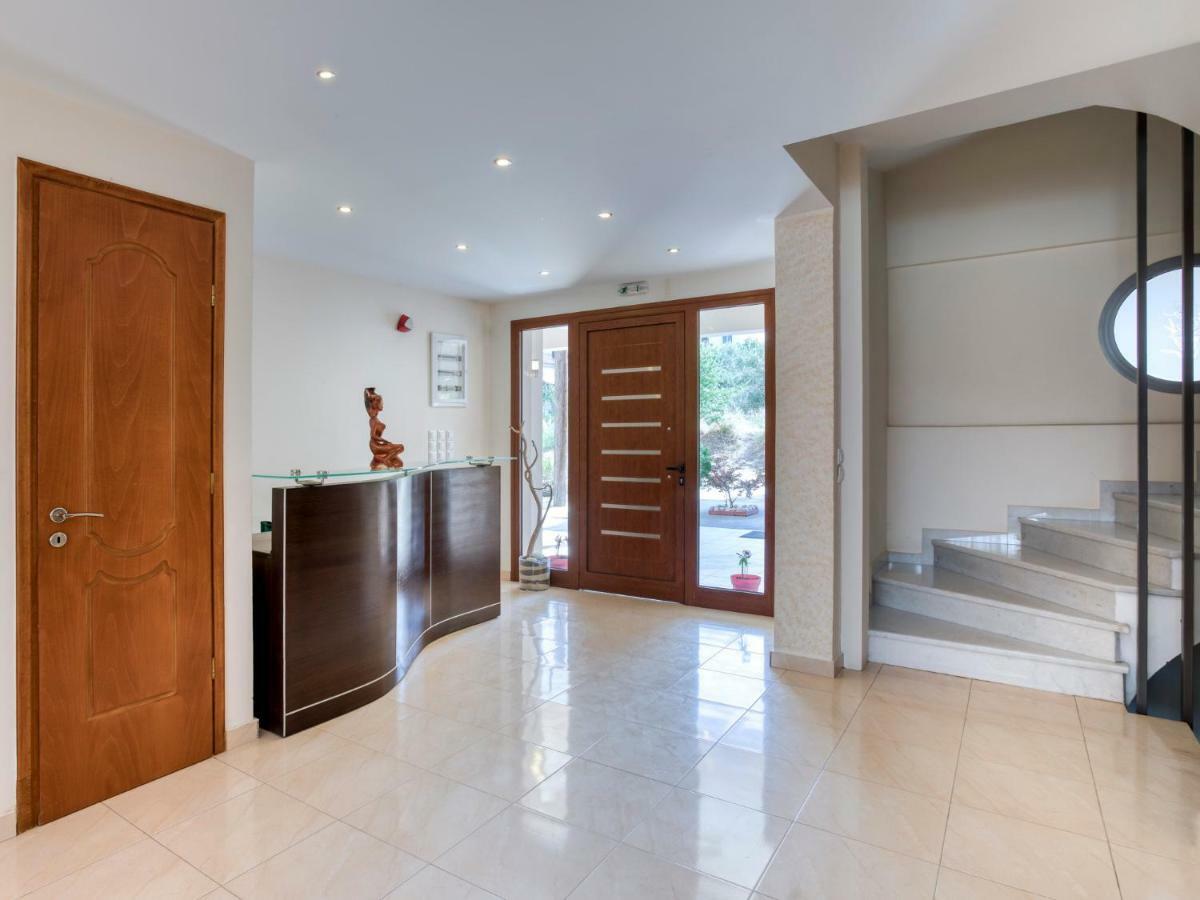 Niovi Luxury Apartments 루트라 에디프수 외부 사진