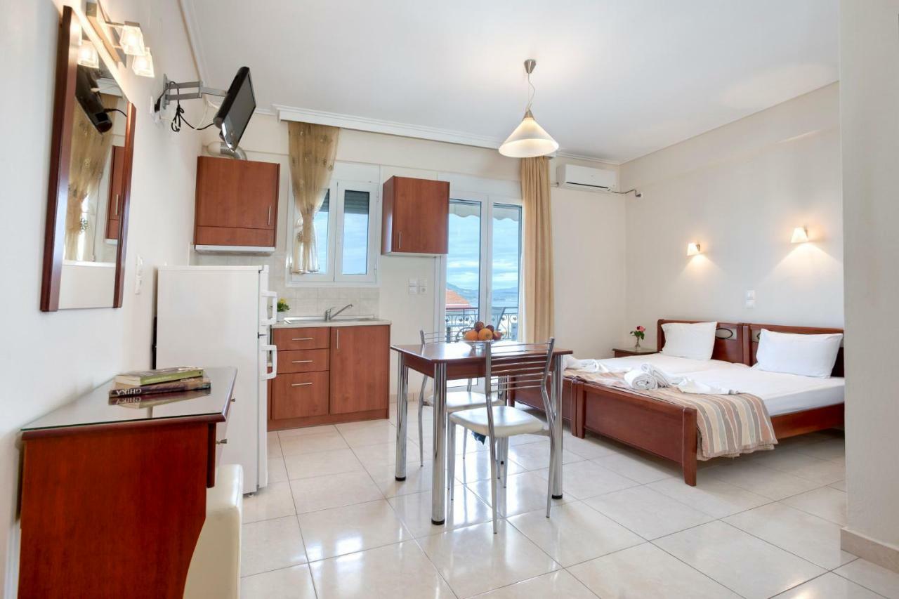 Niovi Luxury Apartments 루트라 에디프수 외부 사진